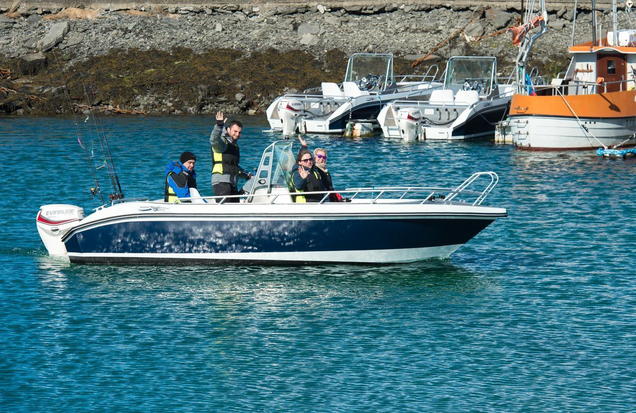 Vikran Vacation: Sea Fishing And Northern Lights Экстерьер фото