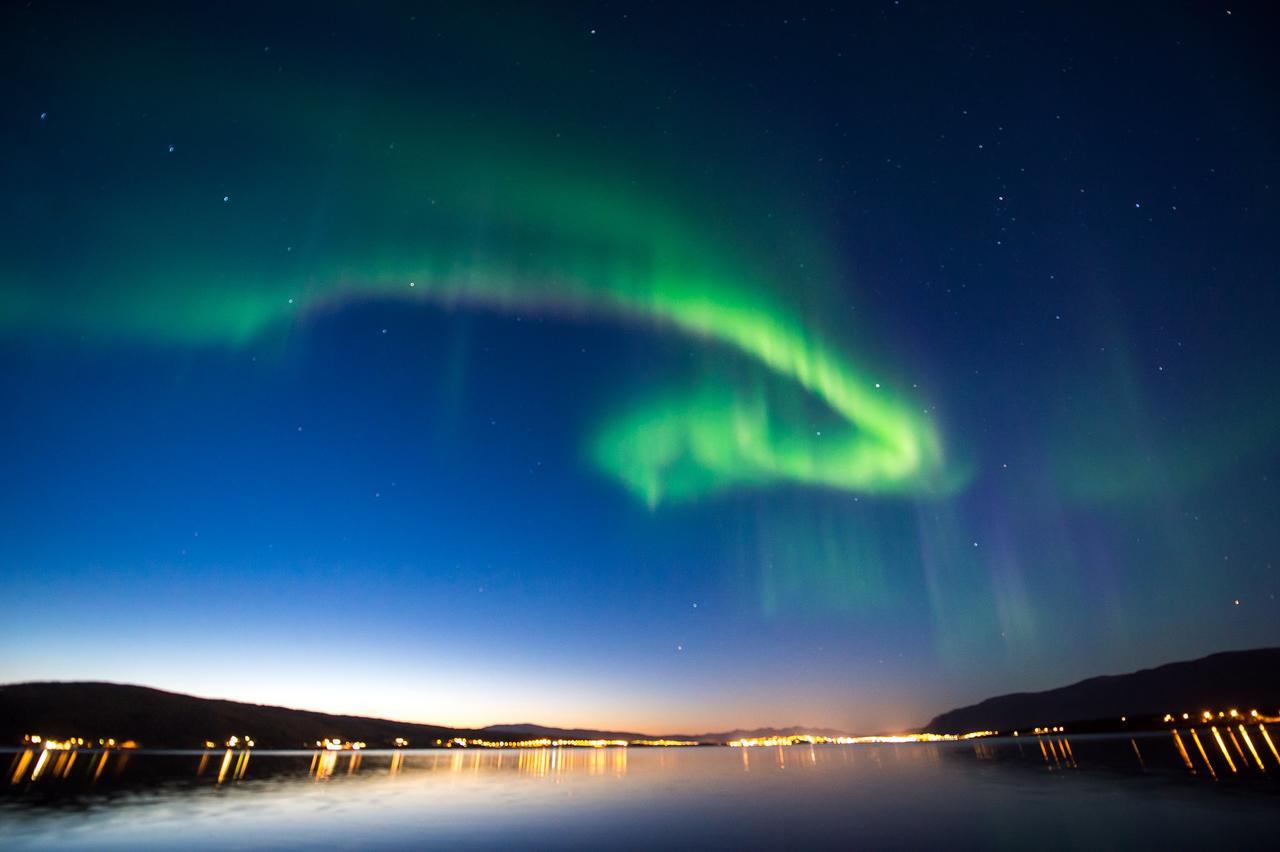 Vikran Vacation: Sea Fishing And Northern Lights Экстерьер фото
